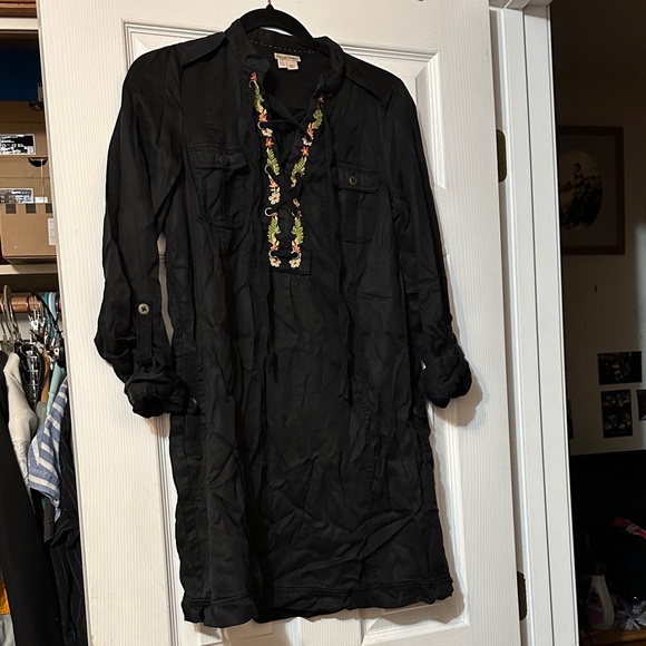 HOLDING HORSES Dresses & Skirts - HOLDING HORSES Black Tunic with Floral Embroidery